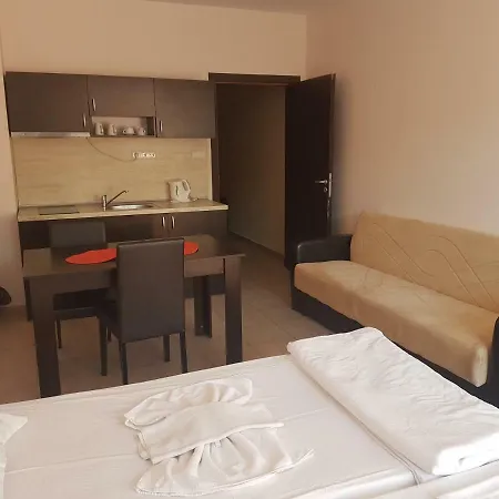 Briz شقة فندقية بوموري